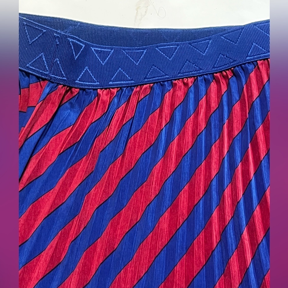LuLaRoe Blue and Red Pleated Skirt Sz S Women - Picture 2 of 8